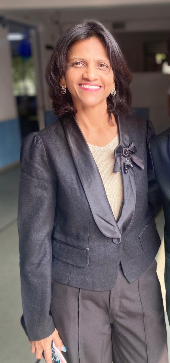 Mrs. Kinnari Dave